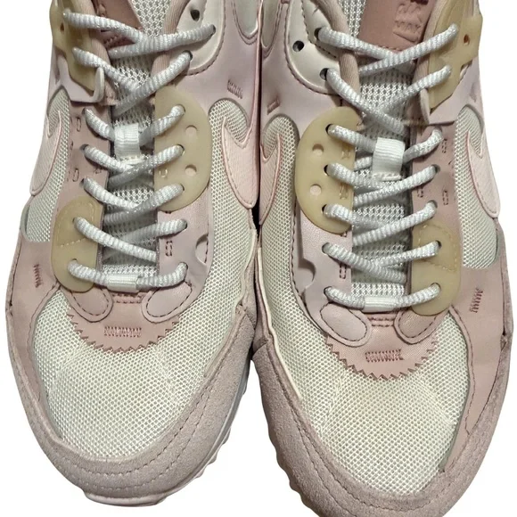 Nike Women's Air Max 90 Futura Low-Top Sneakers in Blush Pink and Cream - Picture 5 of 11